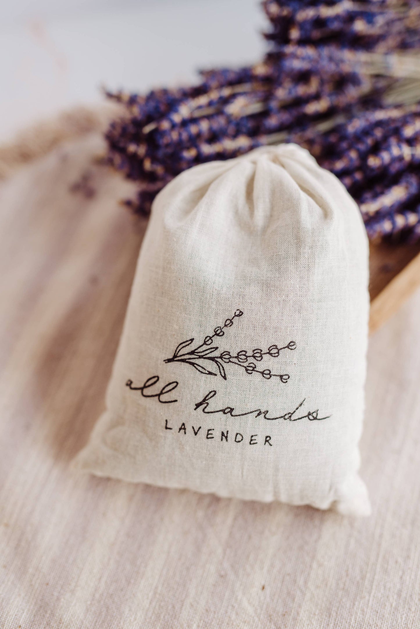 Drift off naturally with soothing lavender buds—perfect for promoting calm and restful sleep.